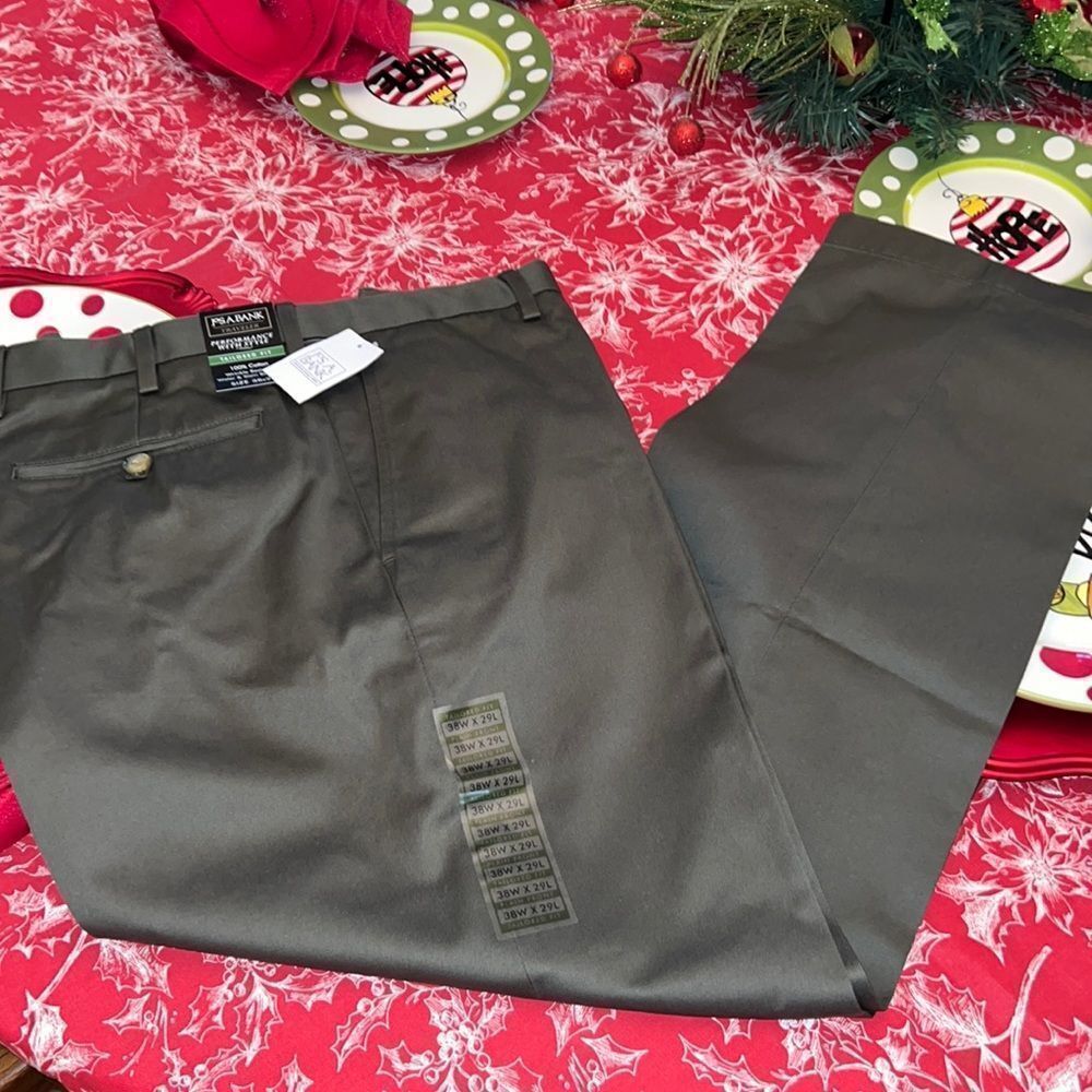 Jos A Bank Traveler Chinos, 38x29, olive colored, 100% cotton, tailored fit